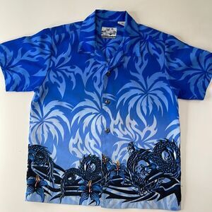 Pineapple Connection Hawaiian button up shirt.  Silky soft.  Size Boys Large (7)